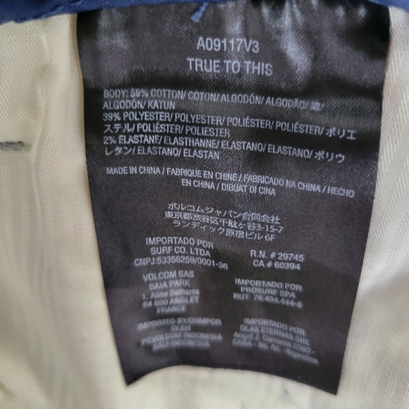 Volcom True To This Flat Front Gray Shorts 38 EUC Stretch - Picture 8 of 9